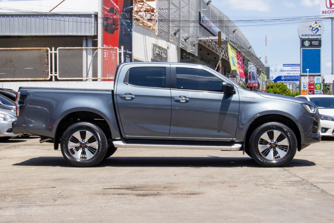 Isuzu Dmax Cab4 Hilander 3.0 ZP M/T 2020 *LK0520*